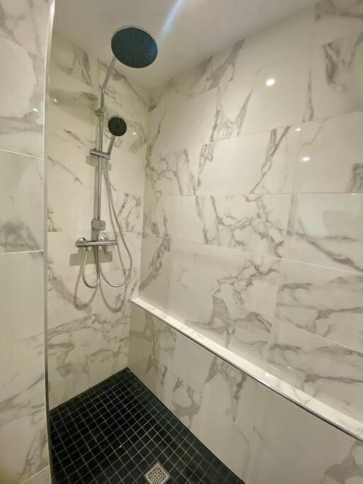 "Royal" Magnifique Appartement Avec Vue Sur Le Cadre Royal Sète Exterior foto